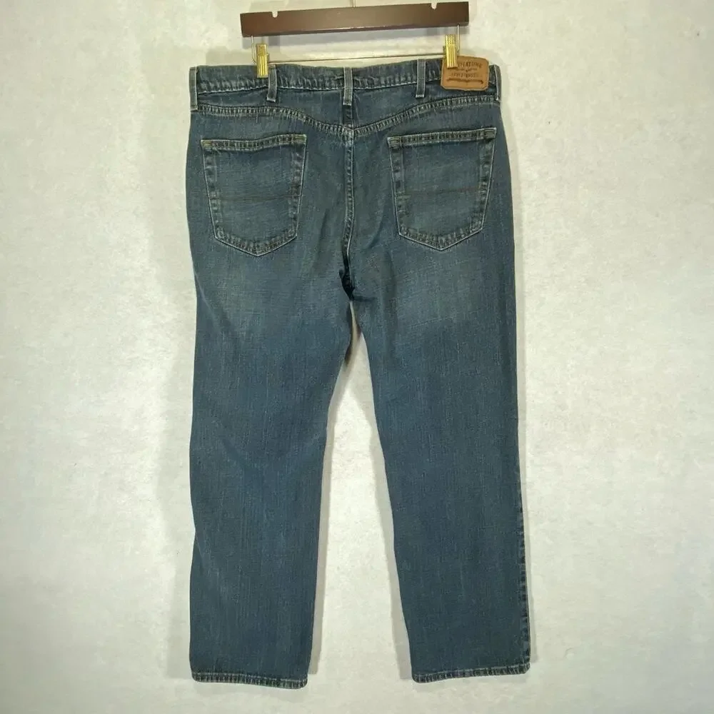 LEVIS Signature Series “RelaxedFit”  Mens Jeans Size 40 x 32